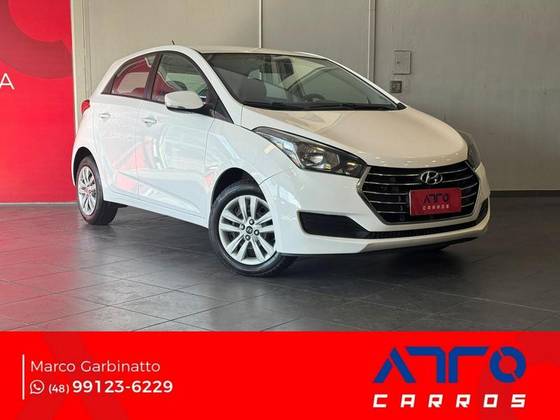 HYUNDAI HB20 1.6 COMFORT PLUS 16V FLEX 4P MANUAL HYUNDAI HB20 1.6 COMFORT PLUS 16V FLEX 4P MANUAL